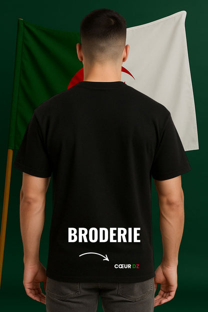 T-shirt noir pour homme avec broderie coeur DZ aux couleurs de l’Algérie 100% coton montrant la fierte algerienne 